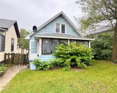 3 Bedroom 1BA 1008 ft Single Family Home For Sale in EAU CLAIRE, WI