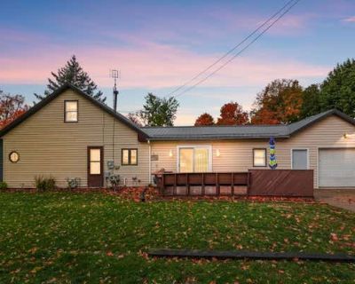 3 Bedroom 1BA 1513 ft Single Family Home For Sale in FREMONT, IN