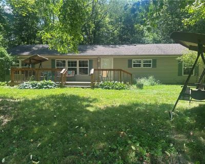 3 Bedroom 2BA Manufactured Home For Sale in SLIPPERY ROCK, PA