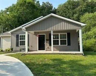 3 Bedroom 2BA 1360 ft Apartment For Rent in Oak Ridge, TN