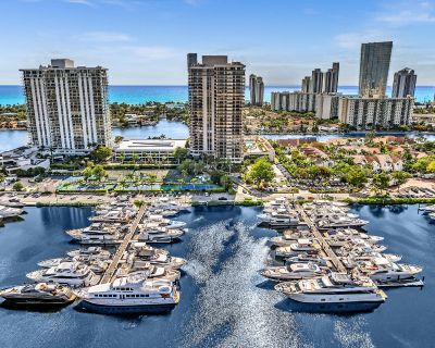 1 Bedroom 1BA 1077 ft Furnished Apartment For Rent in Aventura, FL