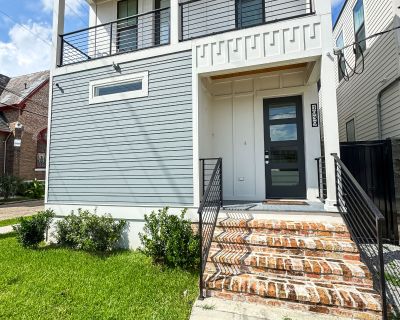 3 Bedroom 2BA Apartment For Rent in New Orleans, LA