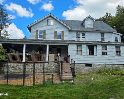 1 Bedroom 11BA 6700 ft Studio For Rent in Newfoundland, PA