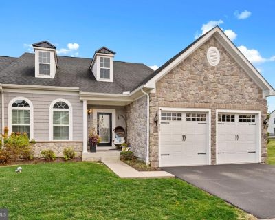 3 Bedroom 3BA 3889 ft Townhouse For Sale in Blue Bell, PA