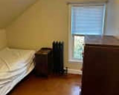 1 Bedroom 1BA Apartment For Rent in Bangor, ME 29 1st St