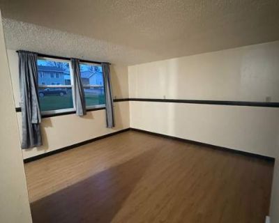 1 Bedroom 1BA 832 ft Pet-Friendly Apartment For Rent in Marshalltown, IA