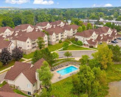 3 Bedroom 2BA 1575 ft Condominium For Sale in PONTIAC, MI
