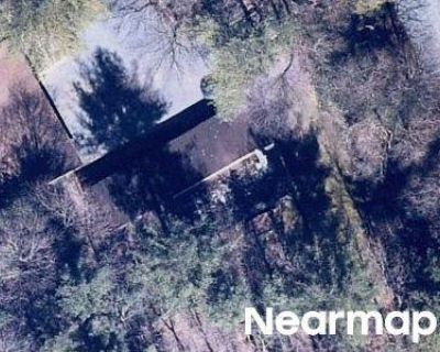 3 Bed 1.0 Bath Preforeclosure Property in Lehighton, PA 18235 - Pinoak Rd