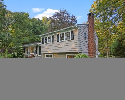 3 Bedroom 2BA 1890 ft Single Family House For Sale in Ridgefield, CT