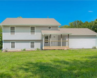 3 Bedroom 3BA 2000 ft Single Family Home For Sale in LATHROP, MO