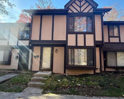 3 Bedroom 2BA 1412 ft Condo For Sale in Lumberton, NJ