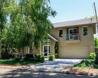 1 Bedroom 2BA 1806 ft Single Family Home For Sale in MODESTO, CA