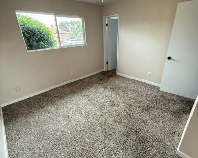 Security deposit: $100.00 * Fees apply?: No. References are not required. Non-smoking. Furnishings: Furnished * Disabled access: * Living room: shared. $500 monthly (whole property). Private room with ensuite bathroom it has its own bathroom connected to the room. Located on Ashlan and Cornelia near Costco, planet fitness, gb, bus stops, Walgreens and highway but centrally located in a safe nei...