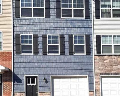 3 Bedroom 3BA 2000 ft Apartment For Rent in Cumberland County, PA