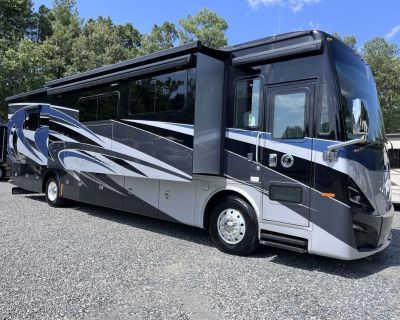 2020 Tiffin Motorhomes Phaeton 40 IH, CLEAN!!! Beautiful One Owner Coach!!!! 2020 Tiffin Motorhomes Phaeton 40 IH LOADED WITH OPTIONS AND FEATURES!!! Drive First Class From the moment you set foot in the 2020 Tiffin Phaeton, you'll understand why it has been a customer favorite for more than a decade. This coach is first class all the way. The Phaeton is incredibly luxurious, offering an abunda...
