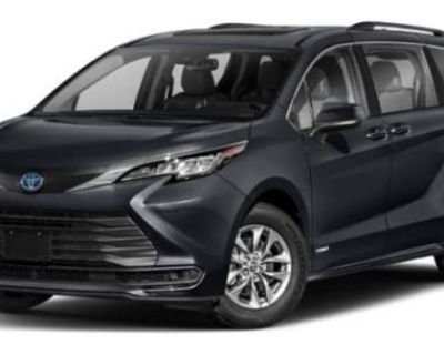 2022 Toyota Sienna LE
