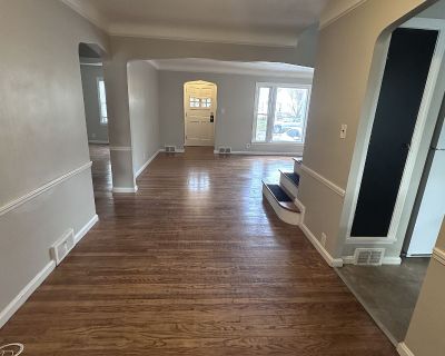 3 Bedroom 1BA 1339 ft Pet-Friendly Single Family Home For Rent in South Euclid, OH