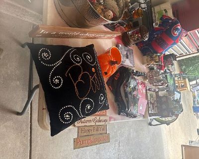 Multi family garage Sale