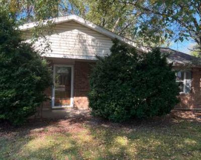 Spacious 3 bedroom house in SW Springfield!. image_url. W/D hookup Dishwasher Pet friendly Range Oven Refrigerator Unit Amenities dishwasher oven range refrigerator w/d hookup Property Amenities pet friendly cats allowed dogs allowed. Pets allowed. 3 Bedroom. 2 Bathroom. 1120 ft