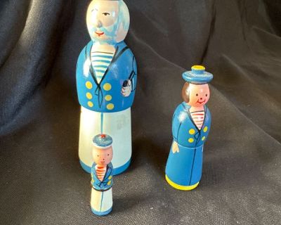 5.75 tall. Pickup is on Saturday from 9 a.m. - 11 a.m. The address is given out on Friday night. Please bring bags, packing material, tools, and moving help if you need it. We are not a moving company, and we cannot help carry large items. If you cannot move this item yourself or arrange for additional help, please do not buy it.