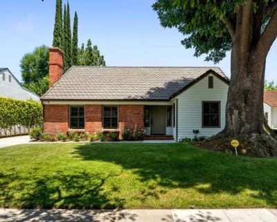 4 Bedroom 4BA 2510 ft Single Family Home For Sale in SAN MARINO, CA