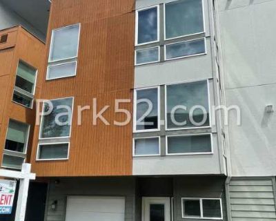 3 Bedroom 3.5BA 1654 ft Pet-Friendly Apartment For Rent in Tacoma, WA