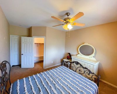 Furnished Room for Rent - Quiet and Safe Room for Rent in Moreno Valley