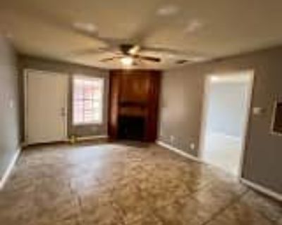 2 Bedroom 2BA 900 ft² Apartment For Rent in Duson, LA 102 Limoges St unit C