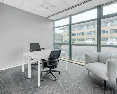 Fully serviced private office space for you and your team in E 20th St