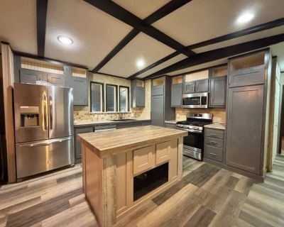 3 Bedroom 2BA 1824 ft Mobile Home For Sale in Many, LA