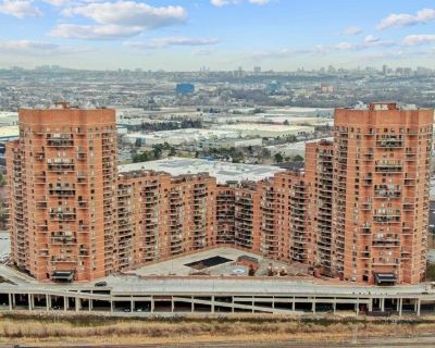 Harmon Cove Tower Unit,secaucus, Condo For Sale