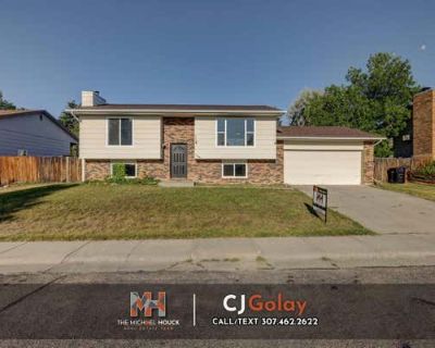 3 Bedroom 2BA 1788 ft Single Family Home For Sale in CASPER, WY