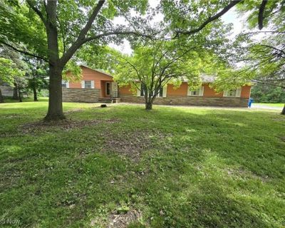 3 Bedroom 2BA 3568 ft Single Family Home For Sale in CHESTERLAND, OH