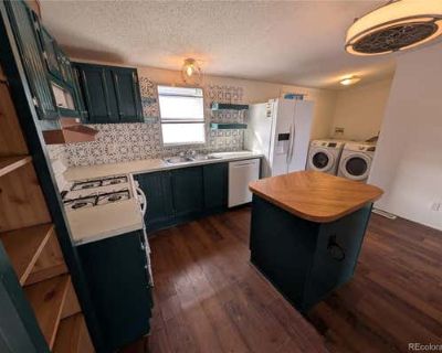 3 Bedroom 2BA 1056 ft Manufactured Home For Sale in GOLDEN, CO