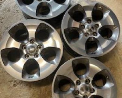 YARD SALE - LEVITTOWN - 11/15/25