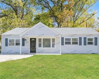 3 Bedroom 1BA 1520 ft Apartment For Rent in Spanish Lake, MO