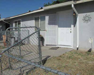 Multi Family Home For Sale in Sacramento, CA