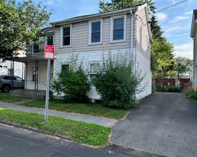 2 Bedroom 1BA 1364 ft Single Family House For Sale in Kingston, NY