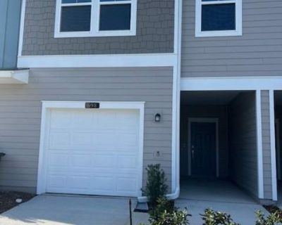 3 Bedroom 2.5BA 1742 ft Pet-Friendly Apartment For Rent in Alachua County, FL