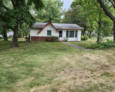 3 Bedroom 1BA 936 ft Single Family House For Sale in Pleasanton, KS