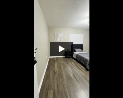 Furnished Room for Rent - Single Room in 5 Bed House in Winter Haven