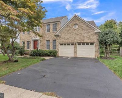 5 Bedroom 4BA 4094 ft Apartment For Rent in North Potomac, MD