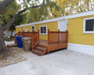 2 Bedroom 1BA 720 ft Mobile Home For Rent in Kenosha, WI