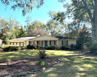 3 Bedroom 3BA 3518 ft Single Family House For Sale in Brookhaven, MS