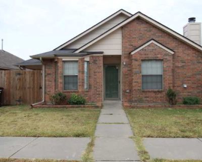 3 Bedroom 2BA 1165 ft Pet-Friendly Apartment For Rent in Oklahoma City, OK