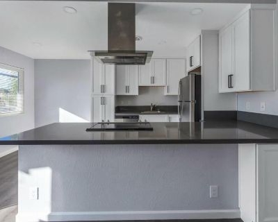 1 Bedroom 1BA Condo For Rent in Alameda, CA