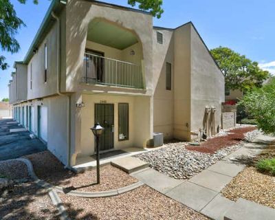 2 Bedroom 2BA 1232 ft Condominium For Sale in ALBUQUERQUE, NM