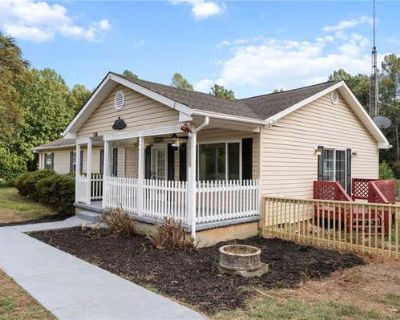 4 Bedroom 1BA 1740 ft Single Family Home For Sale in PLEASANT GARDEN, NC