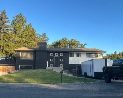 3 Bed 3 Bath Preforeclosure Property in Kennewick, WA 99337 - S Fruitland St