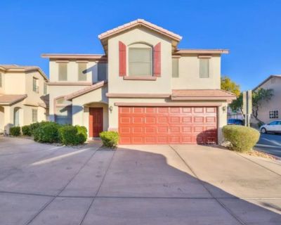 4 bed & 3.5 bath Southwest home for rent